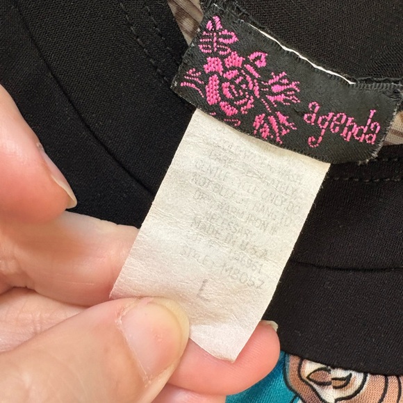 Agenda Multicolor Patchwork Sleeveless Blouse - Picture 4 of 5